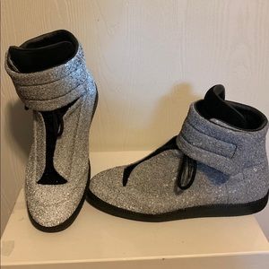 Glitter Future High-Top sneakers